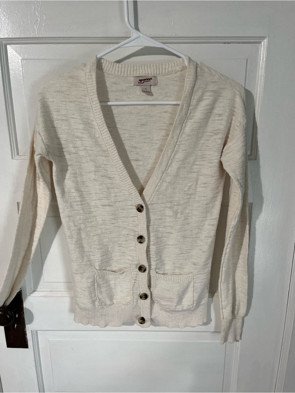 Arizona Jean Company Cream V-Neck Button Cardigan size small